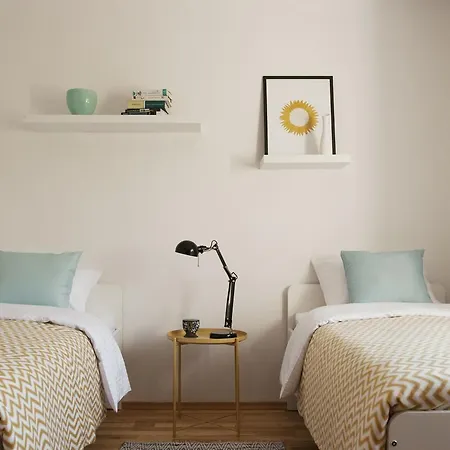 לינה וארוחת בוקר Mia