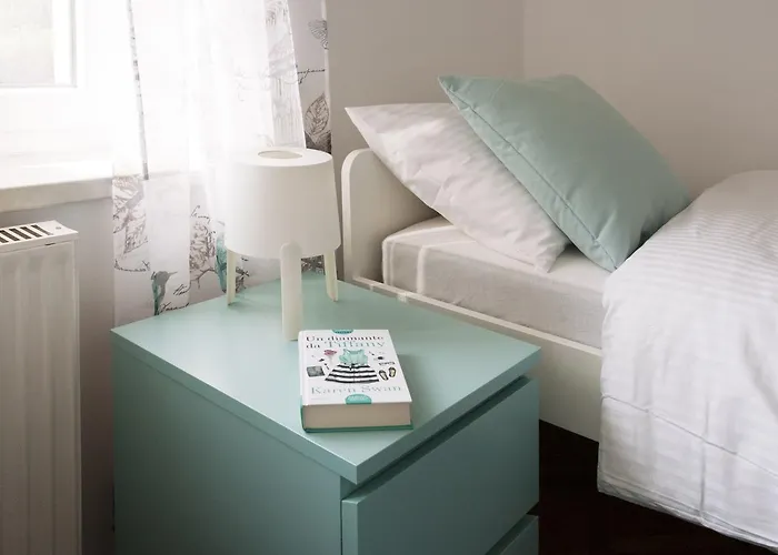 לינה וארוחת בוקר Mia